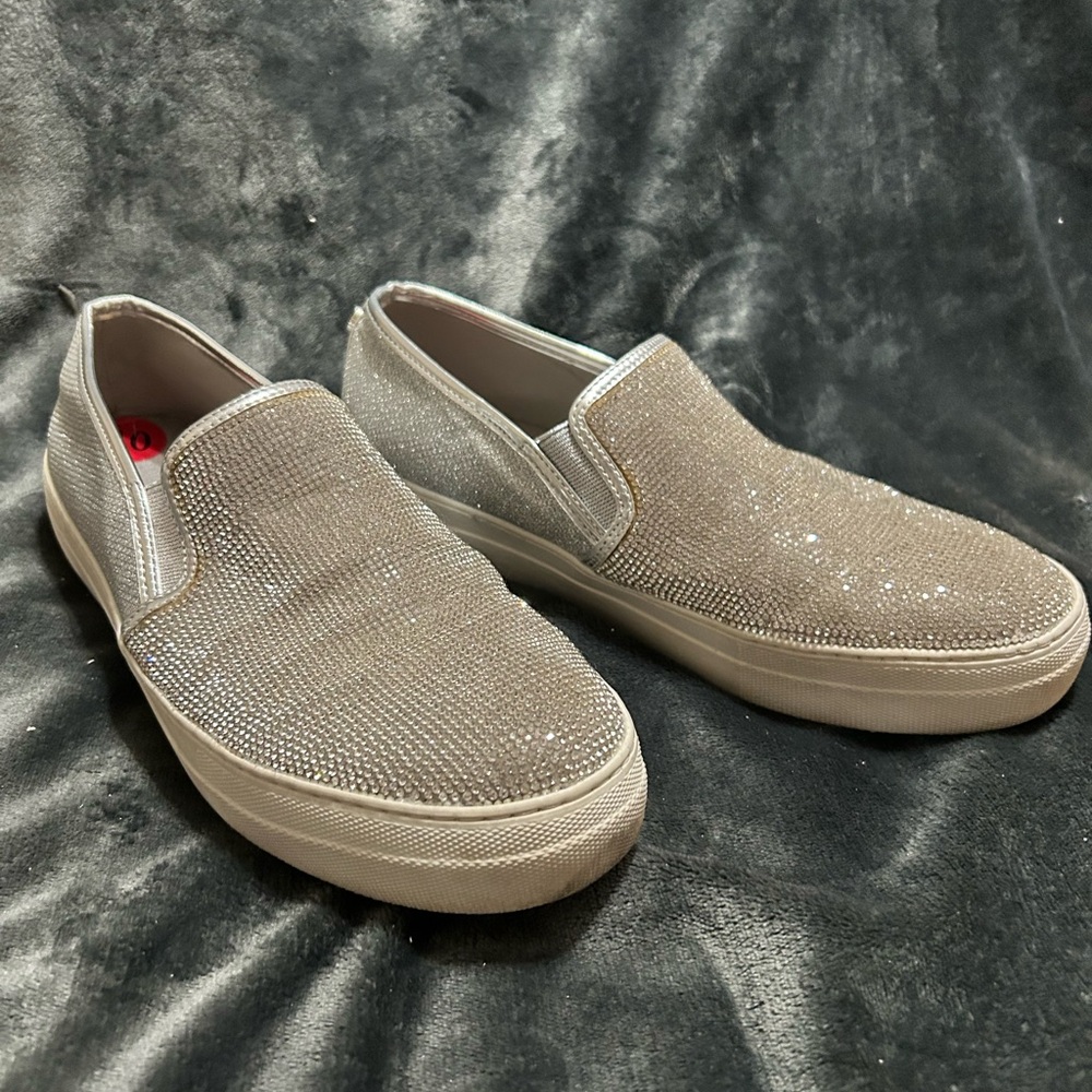 Steve Madden Silver Sequin Glitter Sparkle slip on - size 10 - Picture 2 of 8
